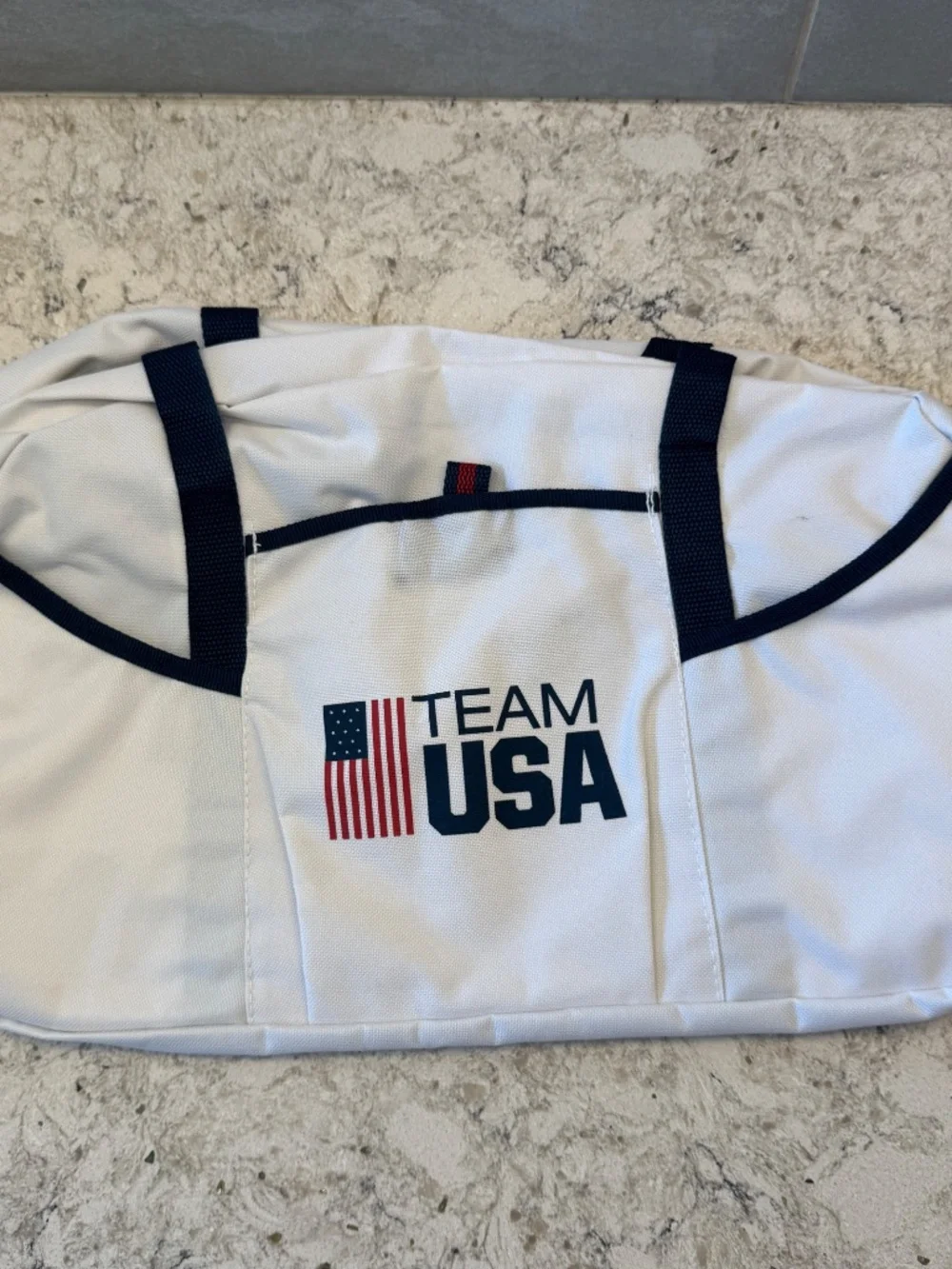 White Team Olympic USA Duffle Bag  Clean inside‎